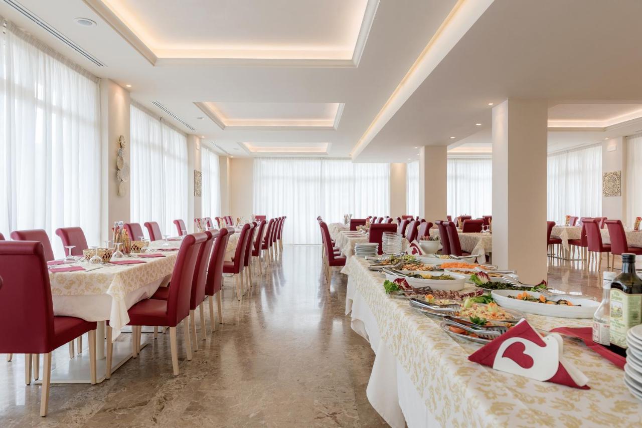 Hotel Tiffany 리미니 외부 사진